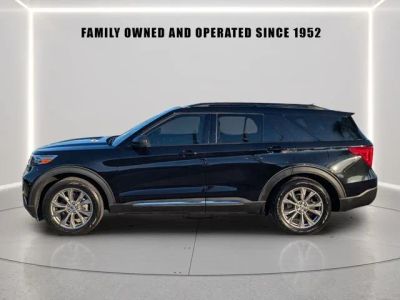 2023 Ford Explorer — side profile view