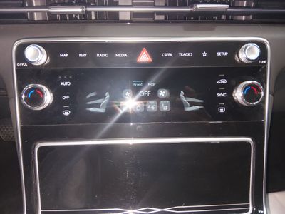 2025 Genesis GV80 - Photo 19