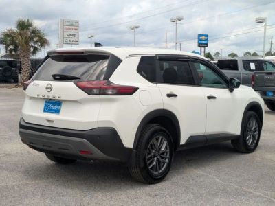 2023 Nissan Rogue — detail view