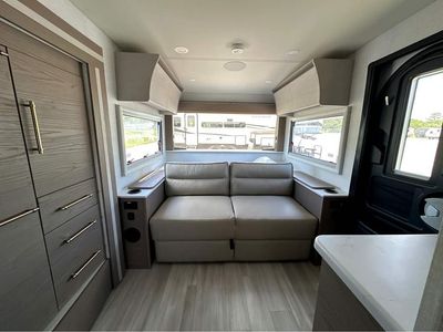 2025 GRAND DESIGN SERENOVA - Photo 10