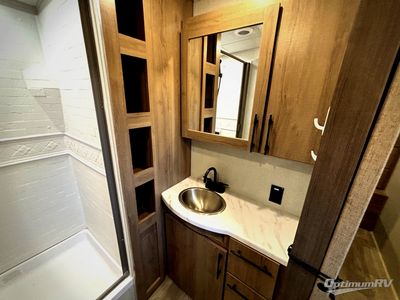 2023 Grand Design Imagine - Photo 11