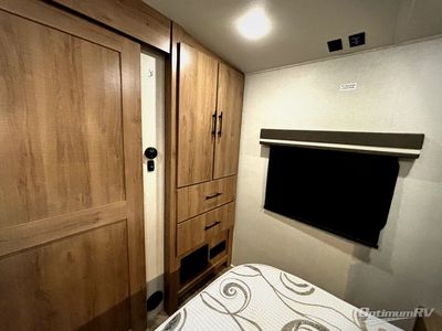 2023 Grand Design Imagine - Photo 9