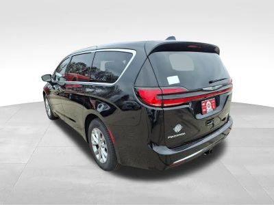 2026 Chrysler Pacifica — rear three-quarter view
