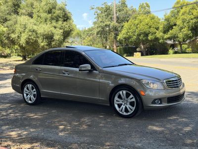 2010 Mercedes-Benz C-Class - Photo 4