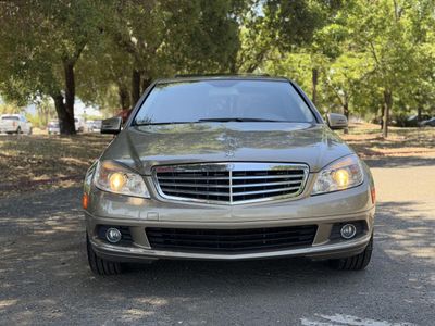 2010 Mercedes-Benz C-Class - Photo 3