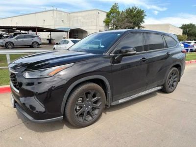 2022 Toyota Highlander - Photo 3