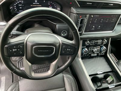 2023 GMC Yukon - Photo 14
