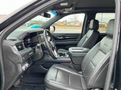 2023 GMC Yukon - Photo 9