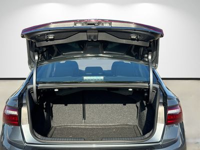 2026 Volkswagen Jetta - Photo 12