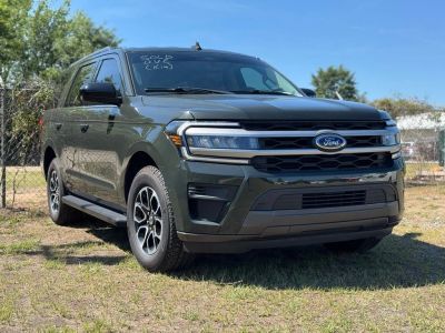 2022 Ford Expedition - Photo 2