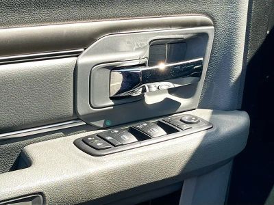 2020 Ram 1500 Classic — photo 16 view
