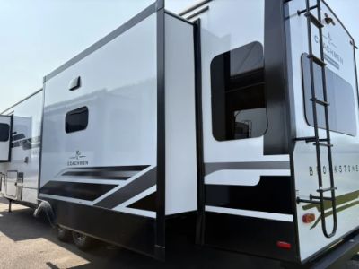 2025 Coachmen Brookstone - Photo 3