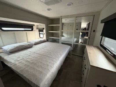 2025 Coachmen Brookstone - Photo 16