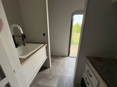 2025 Coachmen Brookstone - Photo 11
