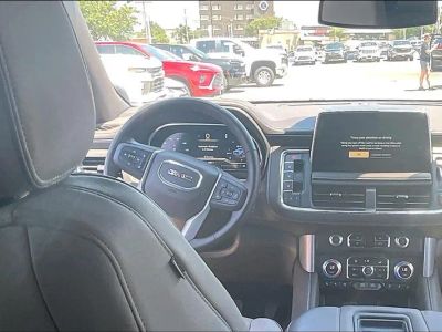 2024 GMC Yukon — detail view