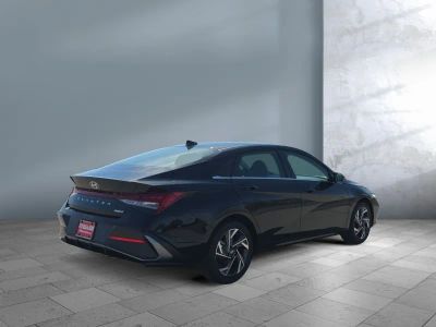 2026 Hyundai Elantra — engine compartment view