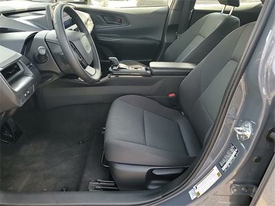 2025 Toyota Prius - Photo 11