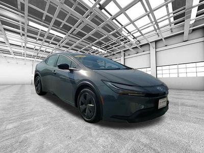 2025 Toyota Prius - Photo 1