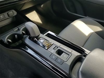 2025 Toyota Prius - Photo 18