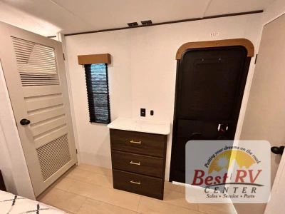 2026 CrossRoads RV Zinger - Photo 57