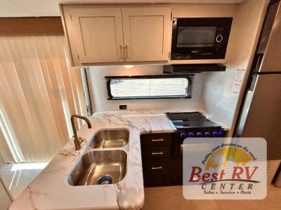 2026 CrossRoads RV Zinger - Photo 25
