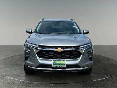 2025 Chevrolet Trax — side profile view