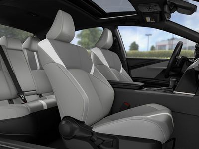 2026 Toyota Camry - Photo 2