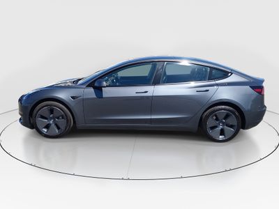 2023 Tesla Model 3 - Photo 4