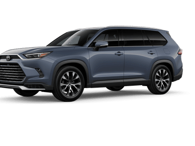 2026 Toyota Grand Highlander Hybrid - Photo 2