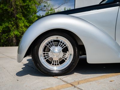 1939 Ford Custom Convertible - Photo 27