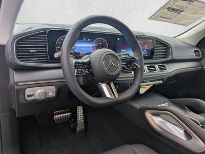 2026 Mercedes-Benz GLS 450 - Photo 3