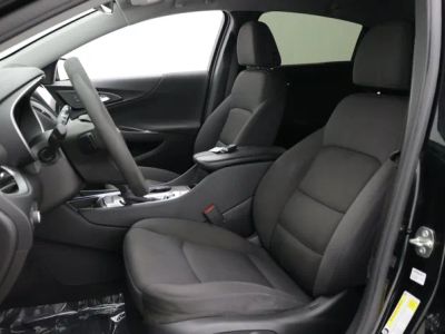 2023 Chevrolet Malibu — photo 13 view
