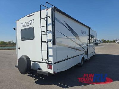2026 Gulf Stream RV Yellowstone - Photo 3