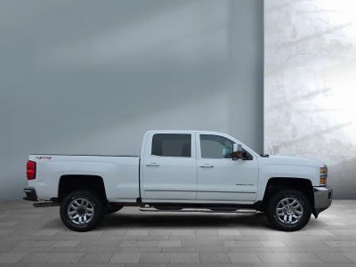 2019 Chevrolet Silverado 2500HD - Photo 7