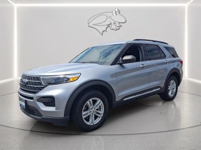 2022 Ford Explorer — side profile view