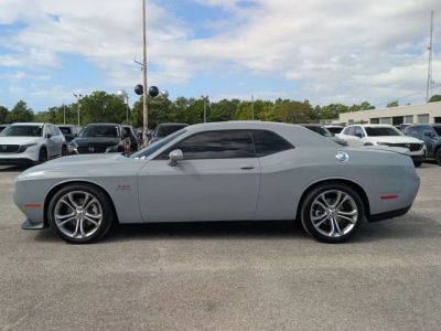 2022 Dodge Challenger - Photo 2