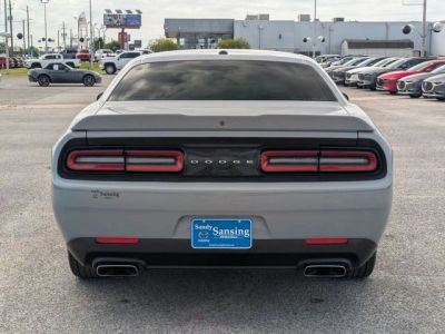2022 Dodge Challenger - Photo 4