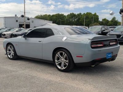 2022 Dodge Challenger - Photo 3