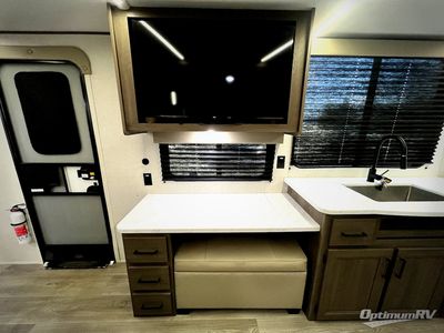 2025 Grand Design Transcend - Photo 11
