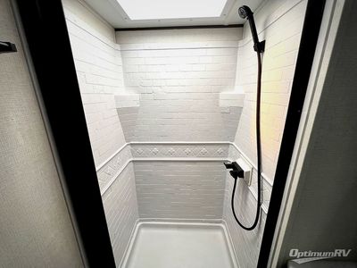 2025 Grand Design Transcend - Photo 27