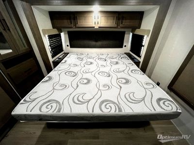 2025 Grand Design Transcend - Photo 33