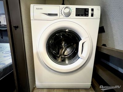 2025 Grand Design Transcend - Photo 38