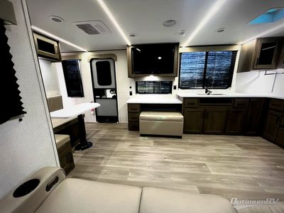 2025 Grand Design Transcend - Photo 10