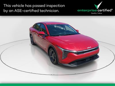 2025 Kia K4 - Photo 1