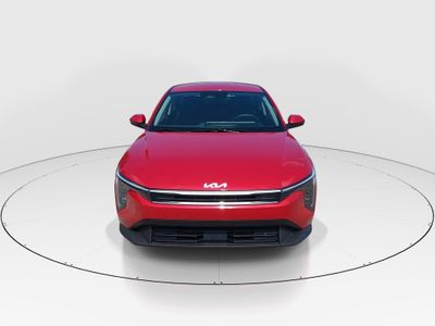 2025 Kia K4 - Photo 2
