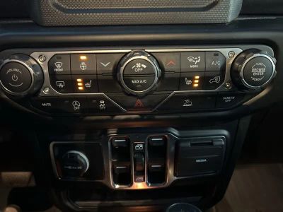 2022 Jeep Wrangler Unlimited Sport Altitude - Photo 31