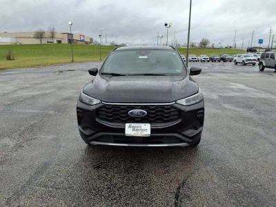 2025 Ford Escape — side profile view