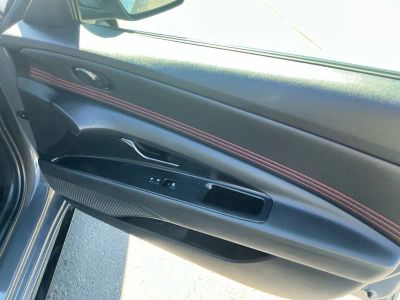 2023 Hyundai Elantra - Photo 21