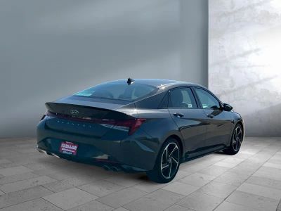 2023 Hyundai Elantra - Photo 6