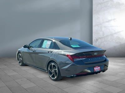 2023 Hyundai Elantra - Photo 4